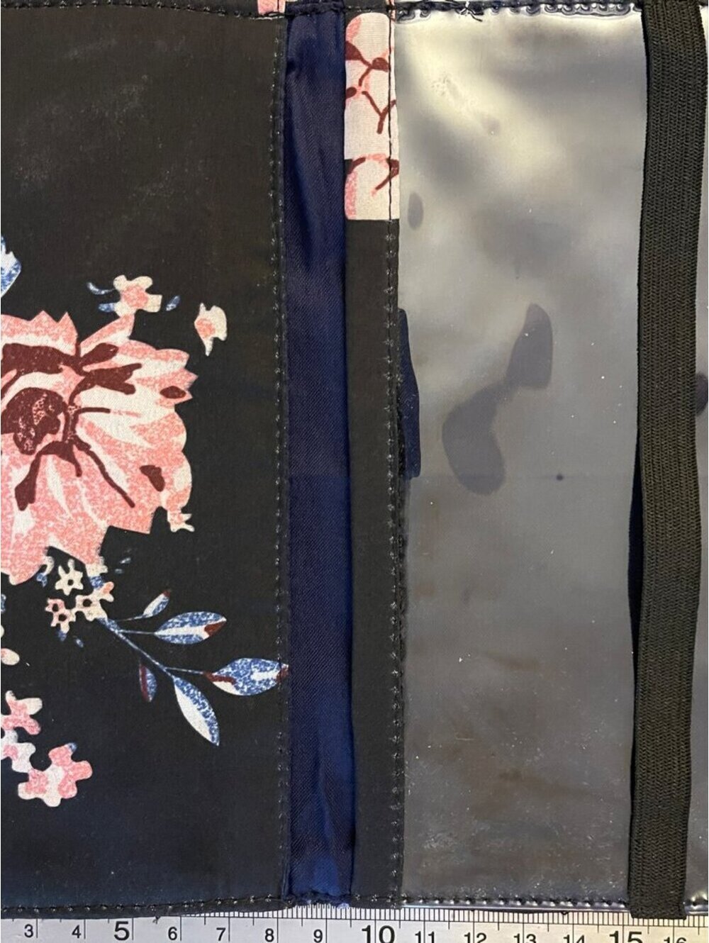 Black Floral Quilted Wallet (Vera Bradley–Style) - Picture 4 of 6